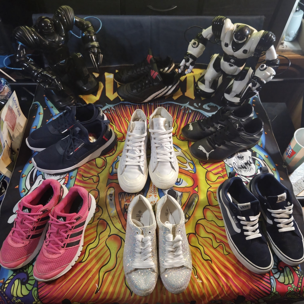 Kids Glitter Sneakers